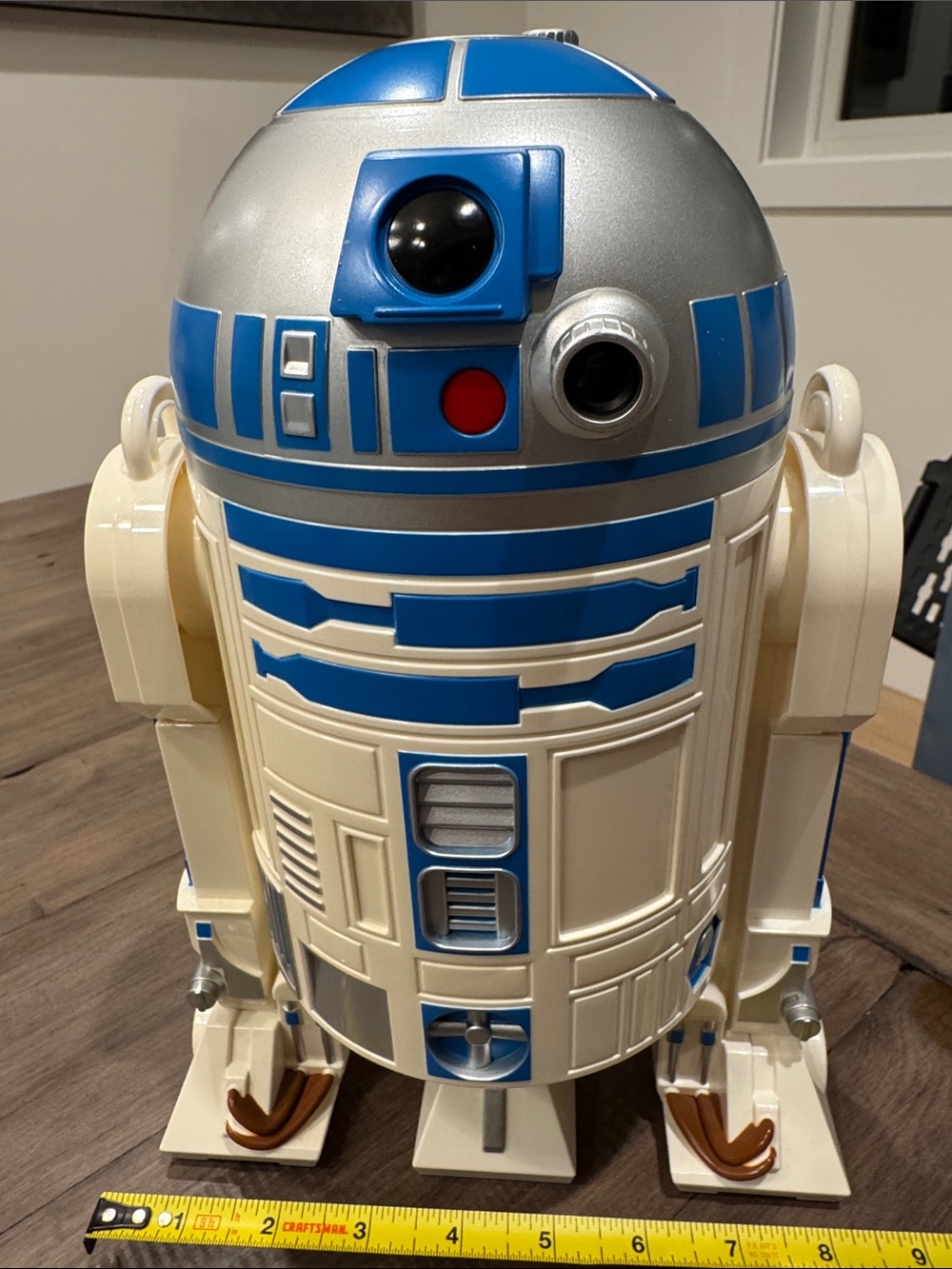 Tokyo Disney R2-D2 popcorn bucket